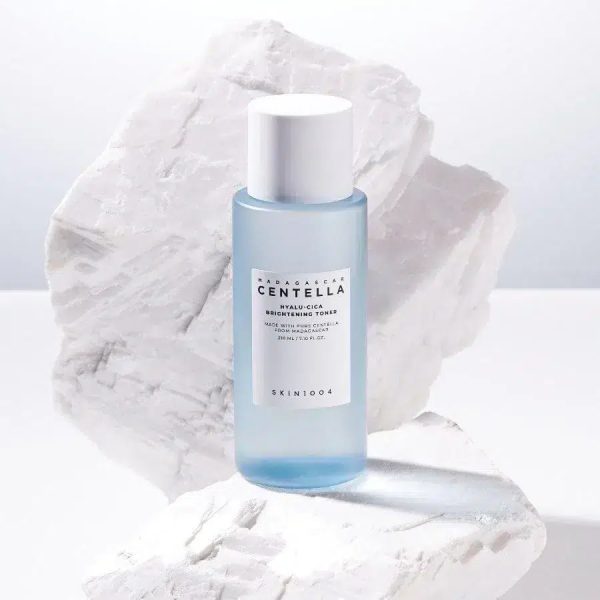 SKIN1004 Madagascar Centella Tonique Éclat et Hydratant Acide Hyaluronique + Centella 210 ml